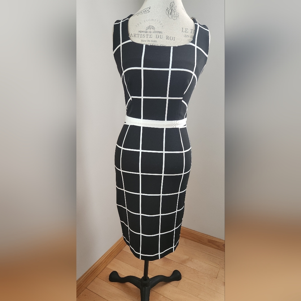 MICHELE W. made in Italy midi colorblock black & white sheath dress in size M